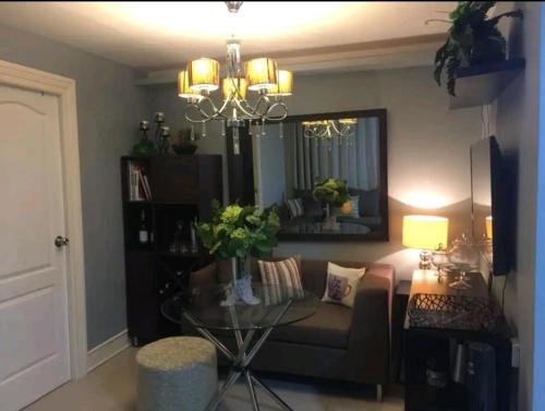 Romantic 2BR Condo unit with free WiFi in Imus Romantic 2BR Condo unit with free WiFi in Imus