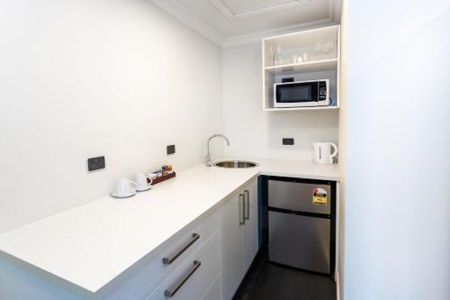 Studio Apartment Superking or Twin in West Dunedin Studio Apartment Superking or Twin in West Dunedin