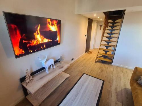 Chalet Le Parc de Latour, au pied de la montagne in 拉圖爾卡羅爾 Chalet Le Parc de Latour, au pied de la montagne in 拉圖爾卡羅爾