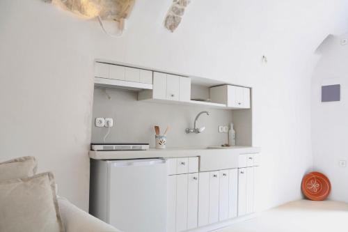 Axion Studios in Aroniadika Axion Studios in Aroniadika