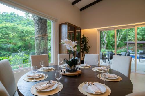 Casa Selva Tica by Stay in CR in Herradura Casa Selva Tica by Stay in CR in Herradura