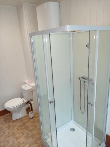 Baño, Appartement paisible & lumineux in Le Creusot Baño, Appartement paisible & lumineux in Le Creusot