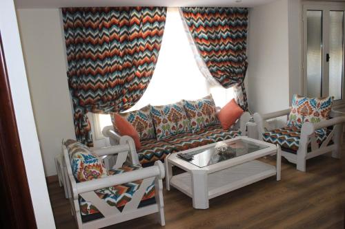 ALMADIAFAH APARTMENT - المضيفة للوحدات الفندقيه in 曼苏拉 ALMADIAFAH APARTMENT - المضيفة للوحدات الفندقيه in 曼苏拉