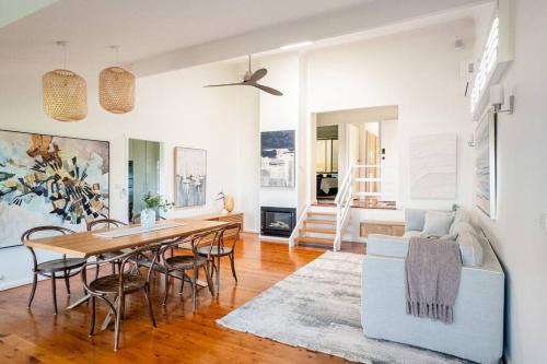 Létesítmények, Newly renovated 4 bedroom home in Newport with Pittwater views in Northern Beaches Létesítmények, Newly renovated 4 bedroom home in Newport with Pittwater views in Northern Beaches