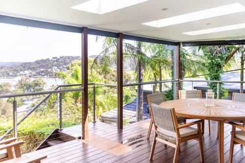Erkély/terasz, Newly renovated 4 bedroom home in Newport with Pittwater views in Northern Beaches Erkély/terasz, Newly renovated 4 bedroom home in Newport with Pittwater views in Northern Beaches