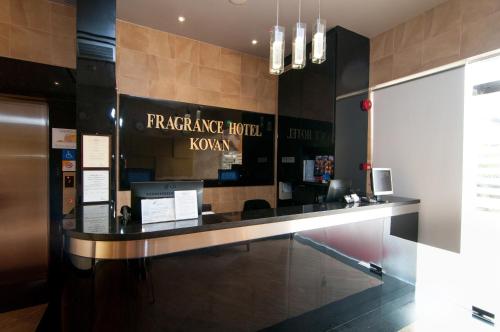 Lobby, Fragrance Hotel - Kovan in Serangoon Lobby, Fragrance Hotel - Kovan in Serangoon