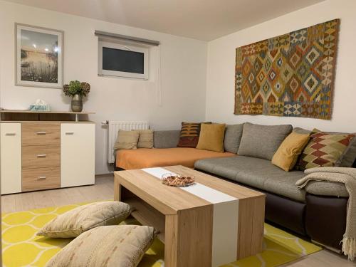 Pommedi Apartman in Balatonalmádi Pommedi Apartman in Balatonalmádi