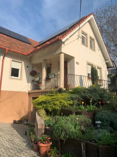 Pommedi Apartman in Balatonalmádi Pommedi Apartman in Balatonalmádi