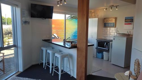 ห้องครัว, Coastal Condo in ไวทาเรเรบีช ห้องครัว, Coastal Condo in ไวทาเรเรบีช