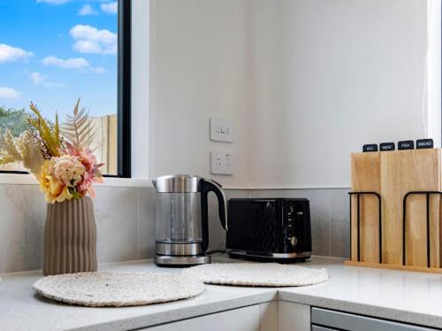 Entire Brand New Home in لينوود Entire Brand New Home in لينوود