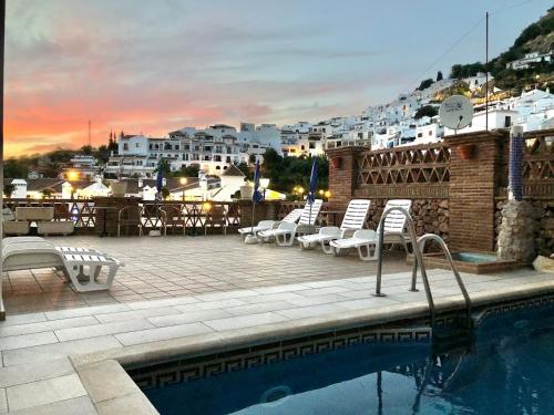 Piscina, Hotel Villa Frigiliana in Nerja Piscina, Hotel Villa Frigiliana in Nerja