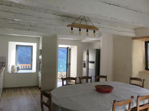 المرافق, Grande maison de village, rénovation écologique (Grande maison de village, renovation ecologique) in Viella المرافق, Grande maison de village, rénovation écologique (Grande maison de village, renovation ecologique) in Viella