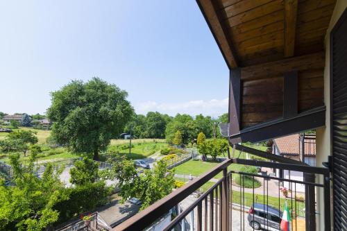 陽台/露台, Casa Maddalena Private Beach on request - Happy Rentals in 卡德雷扎泰 陽台/露台, Casa Maddalena Private Beach on request - Happy Rentals in 卡德雷扎泰