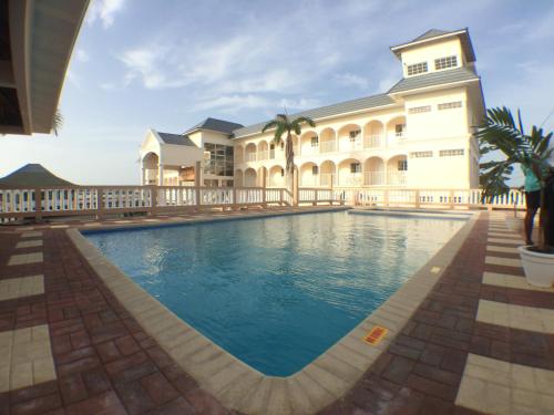 This photo about Glistening Waters Hotel shared on HyHotel.com