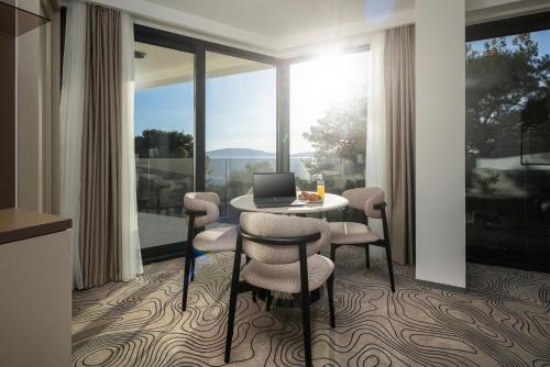 SeeSea Hotel in Vodice SeeSea Hotel in Vodice
