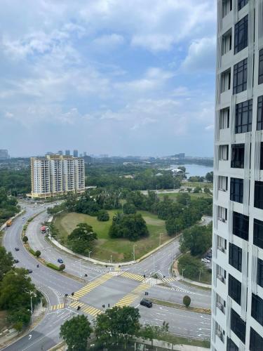 Non Smoking Theda Antara Putrajaya with Wifi and Netflix in Dengkil Non Smoking Theda Antara Putrajaya with Wifi and Netflix in Dengkil