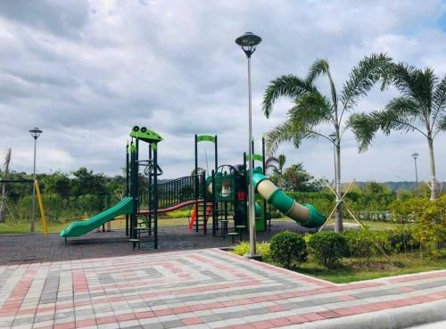 Spacious Minimalist Studio in Clark in Mabalacat Spacious Minimalist Studio in Clark in Mabalacat