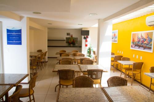 Restaurant, Saint Patrick Praia Hotel in Ponta Verde Restaurant, Saint Patrick Praia Hotel in Ponta Verde