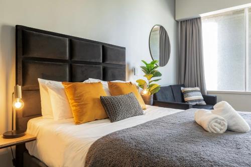 Smart, Contemporary Designed Apartment