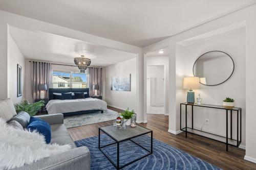 NEW! Family-friendly Home with Pool Table, King Beds in 溫莎 (CO) NEW! Family-friendly Home with Pool Table, King Beds in 溫莎 (CO)