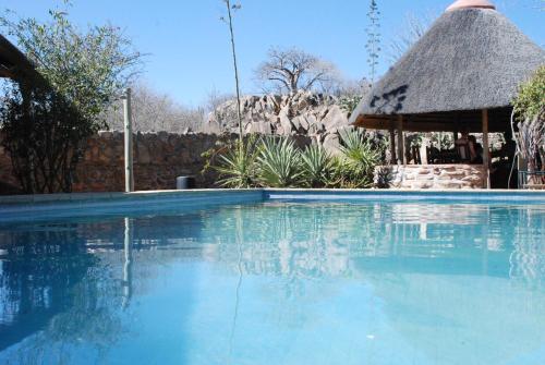 Басейн, Oppi-Koppi Rest Camp in Каманжаб Басейн, Oppi-Koppi Rest Camp in Каманжаб