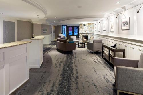 Előcsarnok, Homewood Suites by Hilton Mont-Tremblant Resort in Mont-Tremblant (QC) Előcsarnok, Homewood Suites by Hilton Mont-Tremblant Resort in Mont-Tremblant (QC)