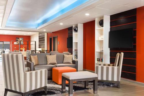 Előcsarnok, Country Inn & Suites by Radisson, Lackland AFB San Antonio , TX in Lackland Előcsarnok, Country Inn & Suites by Radisson, Lackland AFB San Antonio , TX in Lackland