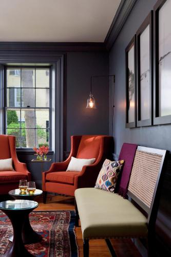 在meiguo.com看到的Captain Fairfield Inn的介绍图片