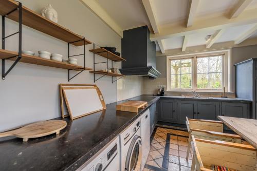 кухня, Zeayou Zeeland - Appartementen Brouwerijweg 43 in Домбург кухня, Zeayou Zeeland - Appartementen Brouwerijweg 43 in Домбург