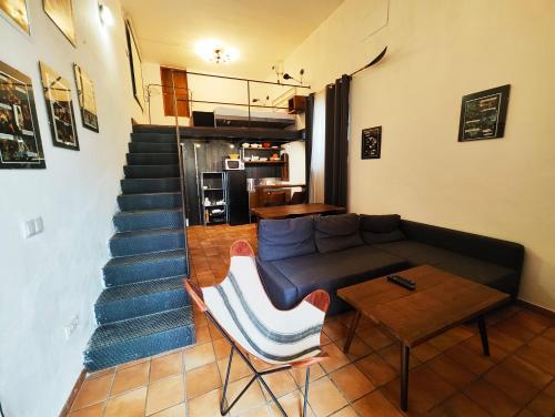 Κουζίνα, Hostal Café FRENTEABASTOS (Hostal Cafe FRENTEABASTOS) in Καρμόνα Κουζίνα, Hostal Café FRENTEABASTOS (Hostal Cafe FRENTEABASTOS) in Καρμόνα