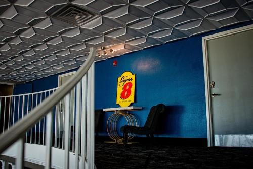 Super 8 by Wyndham Biloxi in Biloxi (MS) Super 8 by Wyndham Biloxi in Biloxi (MS)