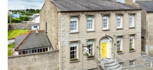 Skats, Ashmore House Cashel in Cashel Skats, Ashmore House Cashel in Cashel