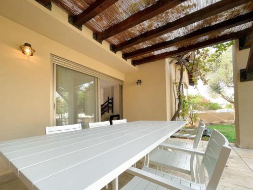 Stylish Villa with Bomb Shelter Close to Shore in Caesarea Stylish Villa with Bomb Shelter Close to Shore in Caesarea