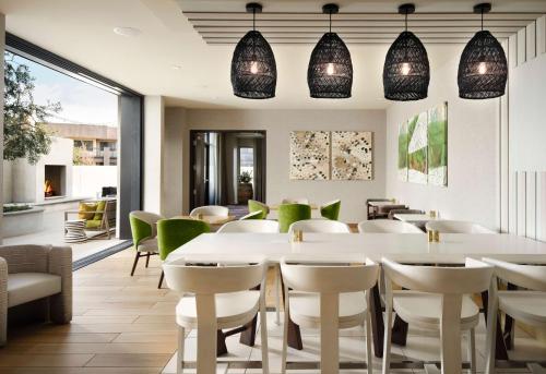 Étterem, The Knoll Hotel Napa Valley, Tapestry by Hilton in Napa Városközpont Étterem, The Knoll Hotel Napa Valley, Tapestry by Hilton in Napa Városközpont