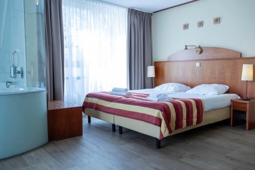 Hotel De Torenhoeve in เชาเวน-เดเฟอลันด์ Hotel De Torenhoeve in เชาเวน-เดเฟอลันด์