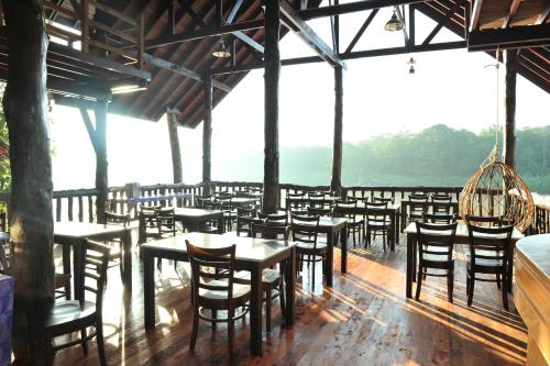 Restaurant, Borneo Natural Sukau Bilit Resort in Kota Kinabatangan Restaurant, Borneo Natural Sukau Bilit Resort in Kota Kinabatangan