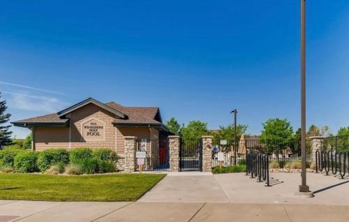 NEW! Family-friendly Home with Pool Table, King Beds in 溫莎 (CO) NEW! Family-friendly Home with Pool Table, King Beds in 溫莎 (CO)