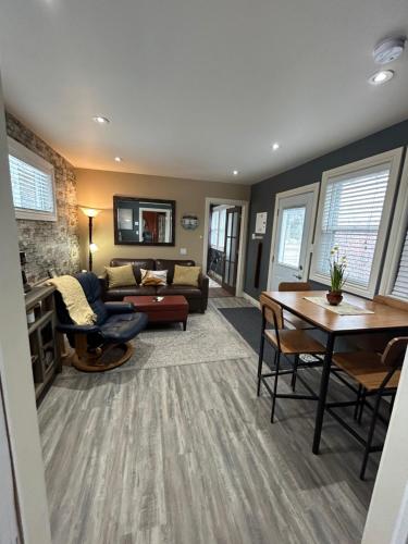 Létesítmények, The Inn on Bay in Gravenhurst (ON) Létesítmények, The Inn on Bay in Gravenhurst (ON)