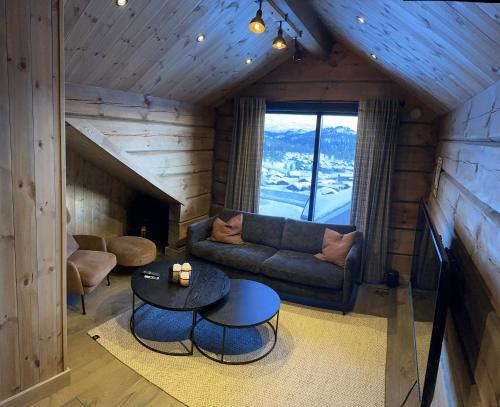 Flott moderne hytte i Holterdalen, 4 soverom, 2 bad, Jacuzzi, garasje in Rauland Flott moderne hytte i Holterdalen, 4 soverom, 2 bad, Jacuzzi, garasje in Rauland