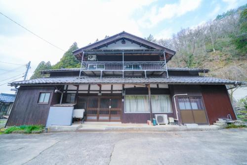 貸切民泊勝山ベース325 福井県立恐竜博物館まで車で5分 (貸切民泊勝山ベース325 福井県立恐竜博物館まで車で5分) in Katsuyama 貸切民泊勝山ベース325 福井県立恐竜博物館まで車で5分 (貸切民泊勝山ベース325 福井県立恐竜博物館まで車で5分) in Katsuyama