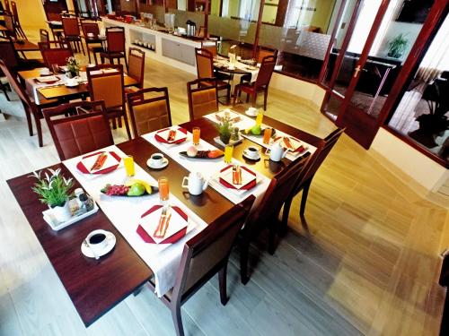 Food and beverages, Hotel Palacio in Paramaribo Food and beverages, Hotel Palacio in Paramaribo