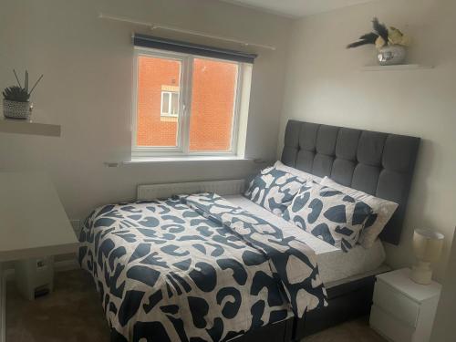 Double room in a cul de sac area in Isebrook Double room in a cul de sac area in Isebrook