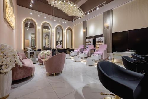 Khalidia Palace Hotel Dubai by Mourouj Gloria in Dubaj Khalidia Palace Hotel Dubai by Mourouj Gloria in Dubaj