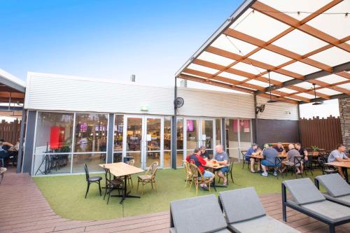 حانة/استراحة, Nightcap at Roxby Downs in Roxby Downs حانة/استراحة, Nightcap at Roxby Downs in Roxby Downs