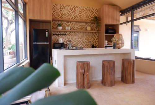 Kitchen, Thom Farm and Retreat in Manline Kitchen, Thom Farm and Retreat in Manline