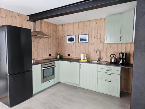 Létesítmények, Lofoten Finnhavn Øvre - Panoramic view in Sorvagen Létesítmények, Lofoten Finnhavn Øvre - Panoramic view in Sorvagen