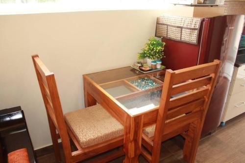 Aashiyaan - God's Own Studio near Ranikhet in Almora Aashiyaan - God's Own Studio near Ranikhet in Almora