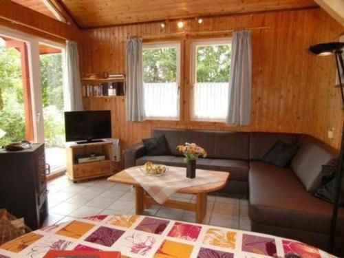 Ferienhaus Mara für 5 Personen mit Sauna und Kaminofen am Waldrand vom Ferienpark Extertal (Ferienhaus Mara fur 5 Personen mit Sauna und Kaminofen am Waldrand vom Ferienpark Extertal) in Extertal Ferienhaus Mara für 5 Personen mit Sauna und Kaminofen am Waldrand vom Ferienpark Extertal (Ferienhaus Mara fur 5 Personen mit Sauna und Kaminofen am Waldrand vom Ferienpark Extertal) in Extertal