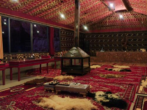 Bedouin Nights Camp in วาดิ รัม Bedouin Nights Camp in วาดิ รัม