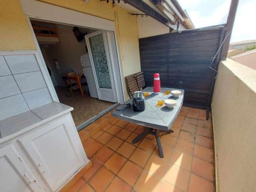 Studio mezzanine a 250m de la plage pour 4 personnes - Terrasse, animaux acceptes - FR-1-423-300 in Le Grau d'Agde Studio mezzanine a 250m de la plage pour 4 personnes - Terrasse, animaux acceptes - FR-1-423-300 in Le Grau d'Agde
